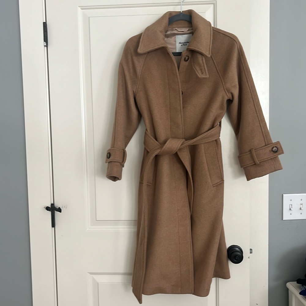 New Abercrombie and fitch xxsp trenchcoat